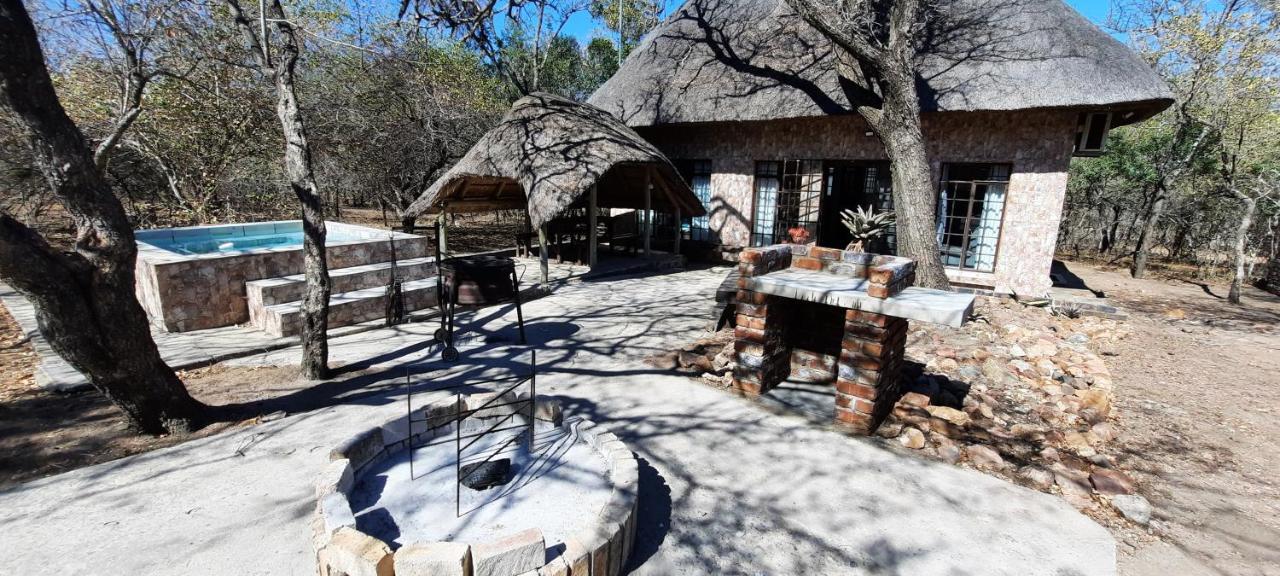 Elephant'S Hide Villa Marloth Park Exterior photo