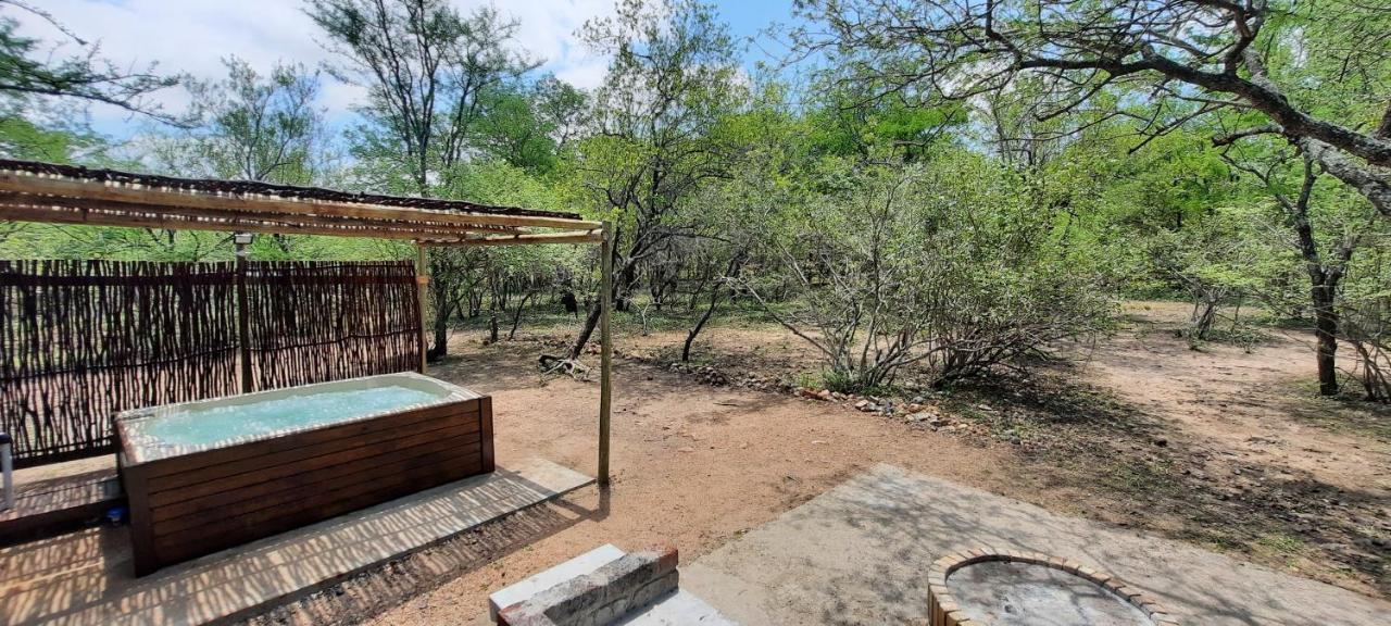 Elephant'S Hide Villa Marloth Park Exterior photo