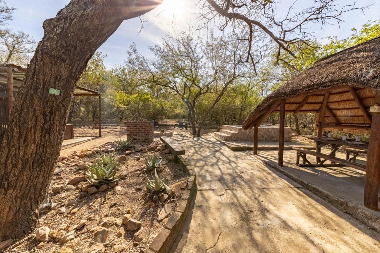 Elephant'S Hide Villa Marloth Park Exterior photo